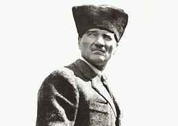 Mustafa Kemal Ataturk'ü Anıyoruz