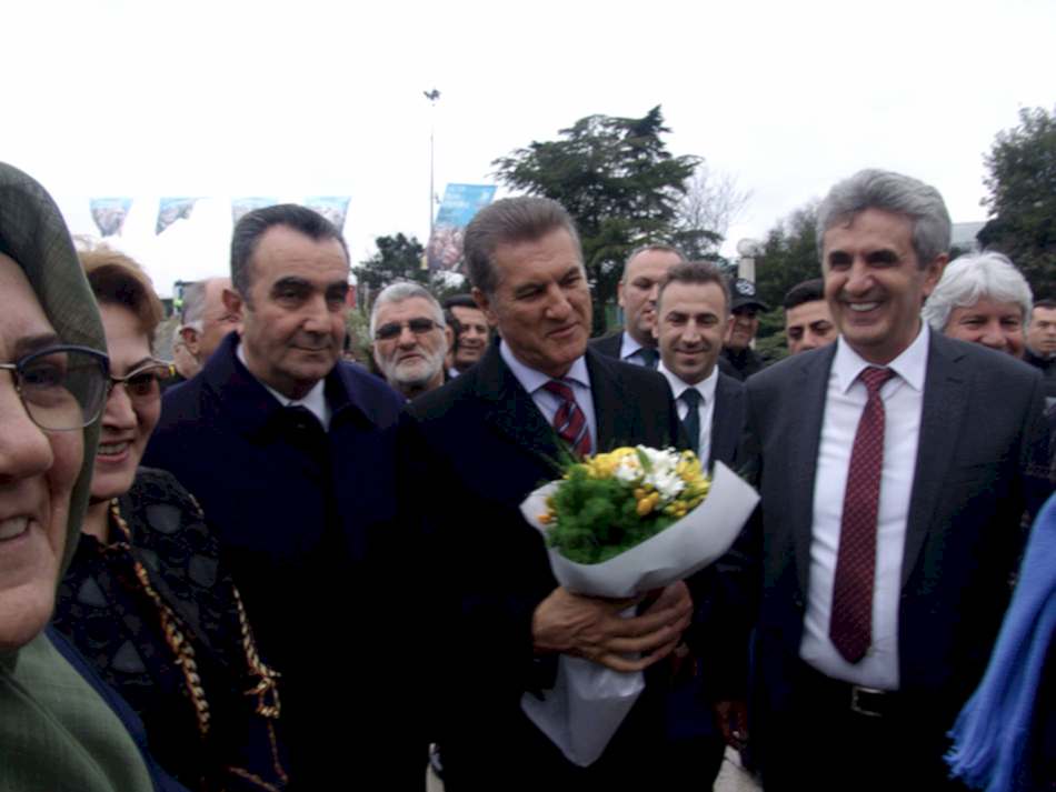 Sarıgül'e Perpa Esnafı Yoğun İlgi Gösterdi